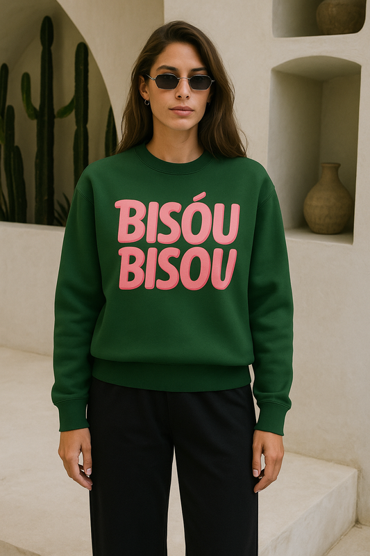 BISÓU BISOU Sweatshirt – Classic Unisex Fit | French Graphic Streetwear